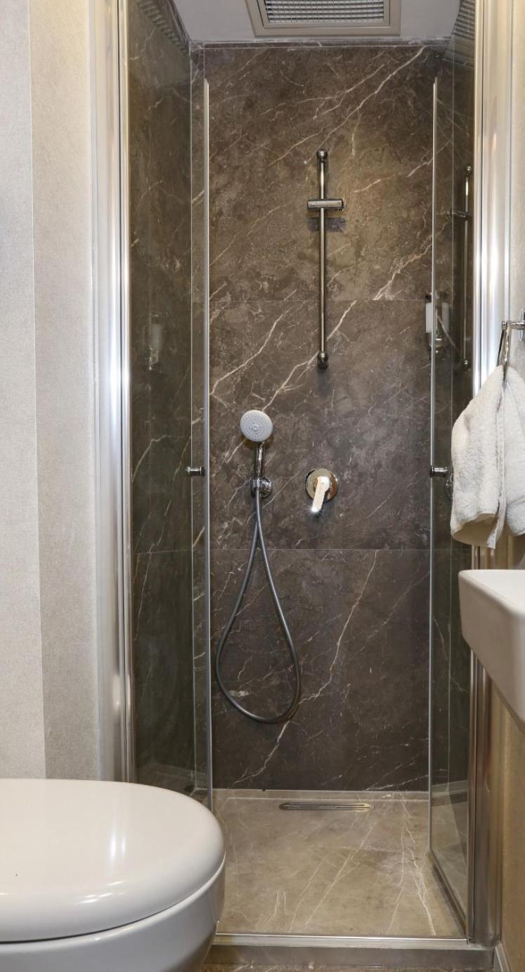 Discovery Hotel Стамбул Екстер'єр фото